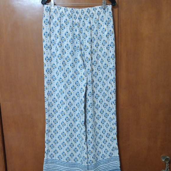 BCBGMaxAzria Blue and Gold Patterned Pants - Picture 3 of 5